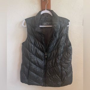Eddie Bauer Gray Puffer Vest Size XL
